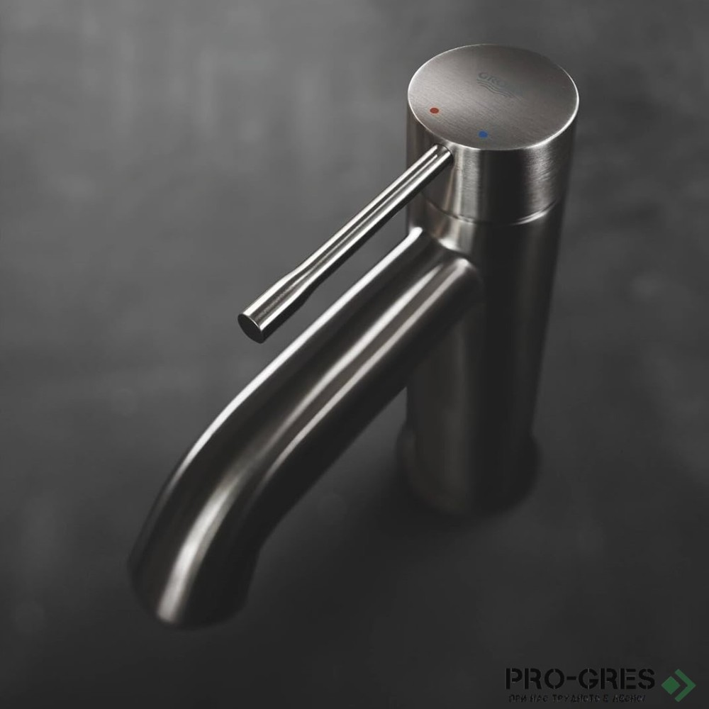 Смесител за умивалник S-размер Brushed Hard Graphite Essence Grohe 24172AL1