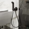 Стенен смесители с хигиенен душ S EcoSmart+, черен мат, Hansgrohe 29232670